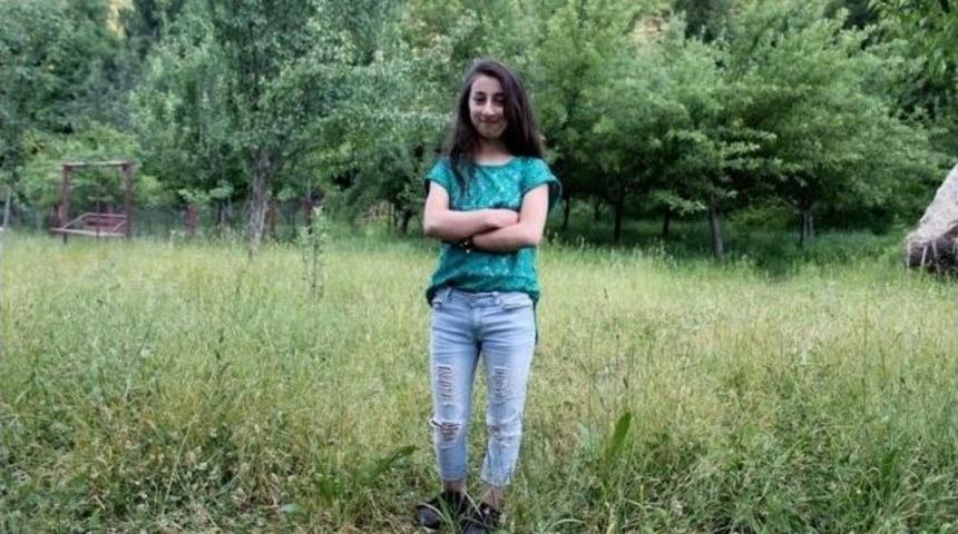 K&uuml;&ccedil;&uuml;k Zilan&rsquo;ın Tek Hayali Hadise&rsquo;nin Karşısında Şarkı S&ouml;ylemek