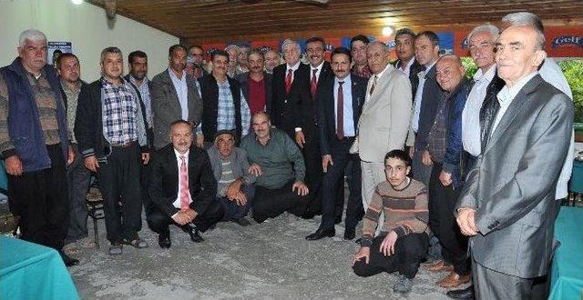 Başkan &Ccedil;etin İl&ccedil;e Ziyaretlerinde Coşkuyla Karşılandı 1