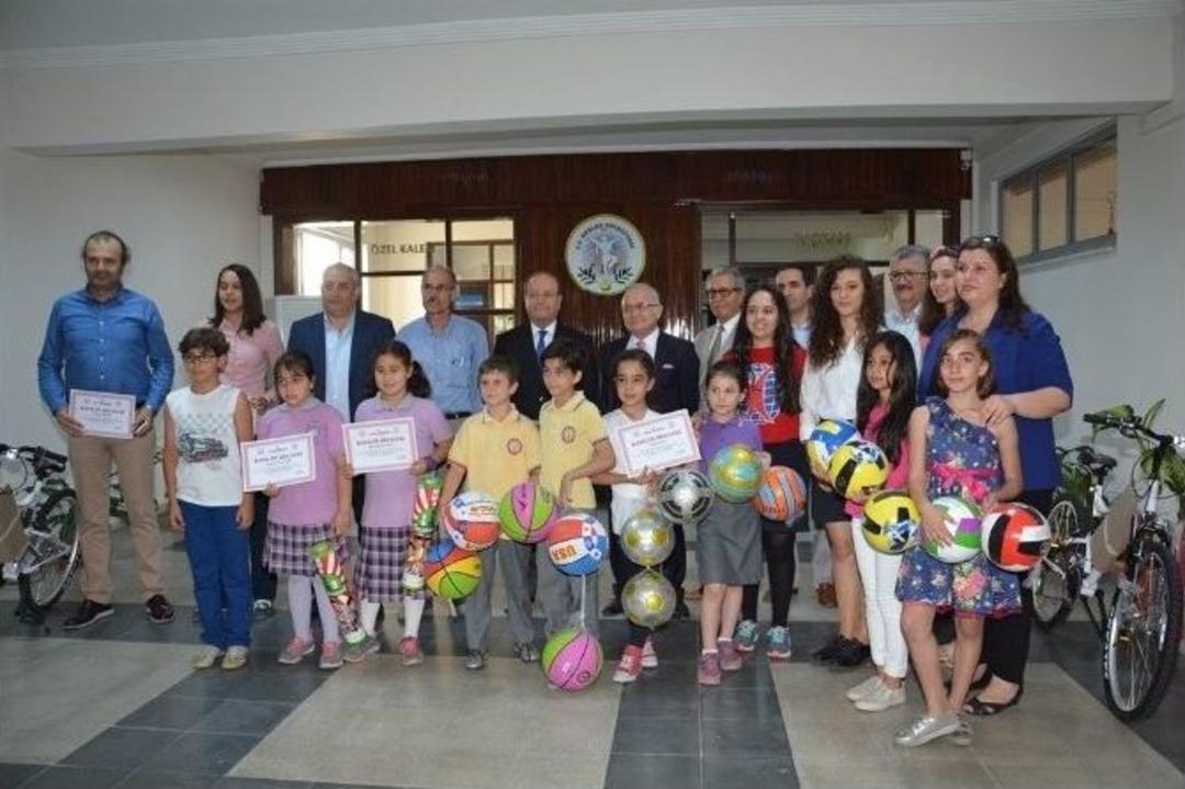 Efeler Belediyesi &Ccedil;evrecileri &Ouml;d&uuml;llendirdi