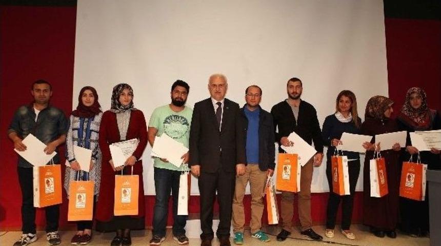 İnsani Değerler Eğitimi Uygulama Ve Araştırma Merkezi&rsquo;nde Sertifika T&ouml;reni