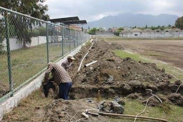 Dörtyol 9 Ocak Stadı’nda Yenileme Çalışması Başlatıldı