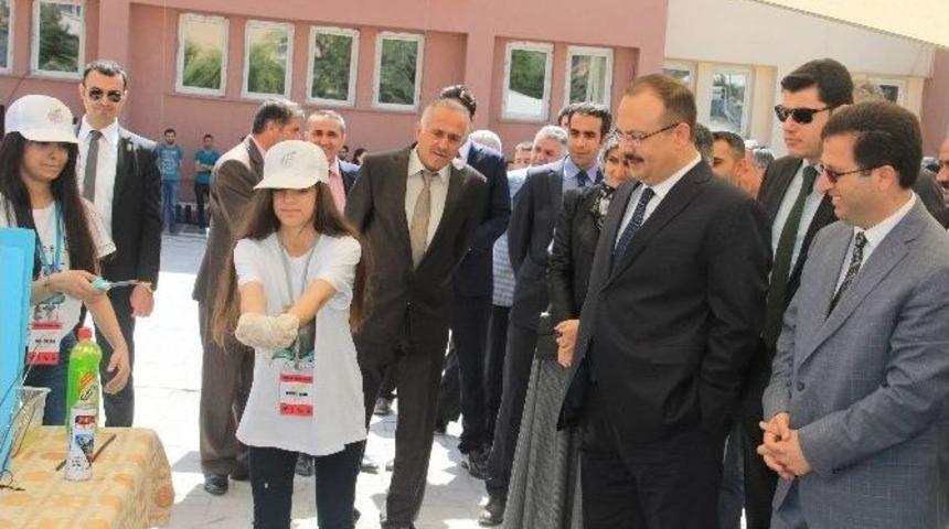 Hakkari&rsquo;de T&uuml;bitak Bilim Fuarı