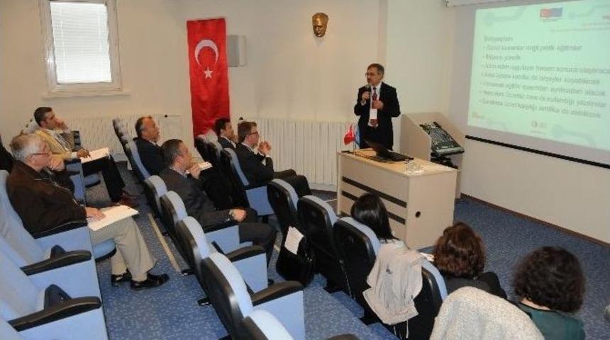 Anadolu &Uuml;niversitesi&rsquo;nde &lsquo;&uuml;niversite Ve İş D&uuml;nyası İşbirliği&rsquo; Toplantısı