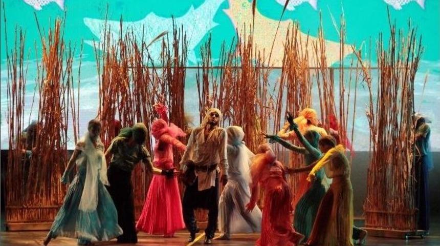 &Ccedil;elebi M&uuml;zikali Expo 2016&rsquo;da İlk Kez Sahnelendi