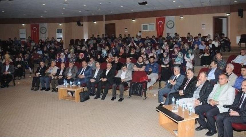 Iğdır&rsquo;da &ldquo;kur&rsquo;an Mucizesi&rdquo; Konulu Panel