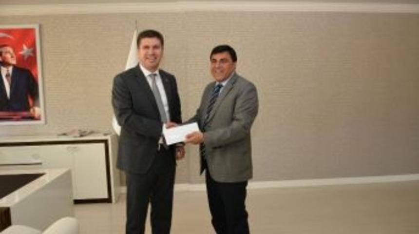 &Ccedil;ekilişte Kazandığı &Ouml;d&uuml;l&uuml;, &Ouml;ğrencilere Bağışlayacak