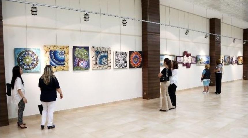 Şehitkamilli Hanımlar Resimleriyle B&uuml;y&uuml;ledi