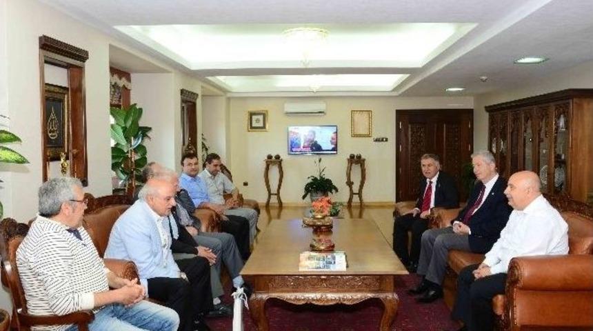 Atletizmcilerden Adıyaman &Uuml;niversitesine Ziyaret