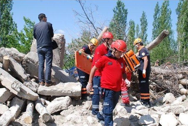 Niğde&rsquo;de G&ouml;&ccedil;&uuml;k Tatbikatı Yapıldı 1