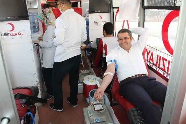 Van&rsquo;da &ldquo;k&ouml;k H&uuml;cre Ve Kan Bağışı&rdquo; Kampanyası 2