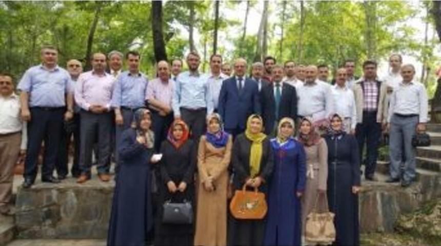 Adana İl&ccedil;e M&uuml;ft&uuml;leri Kozan&rsquo;da Buluştu