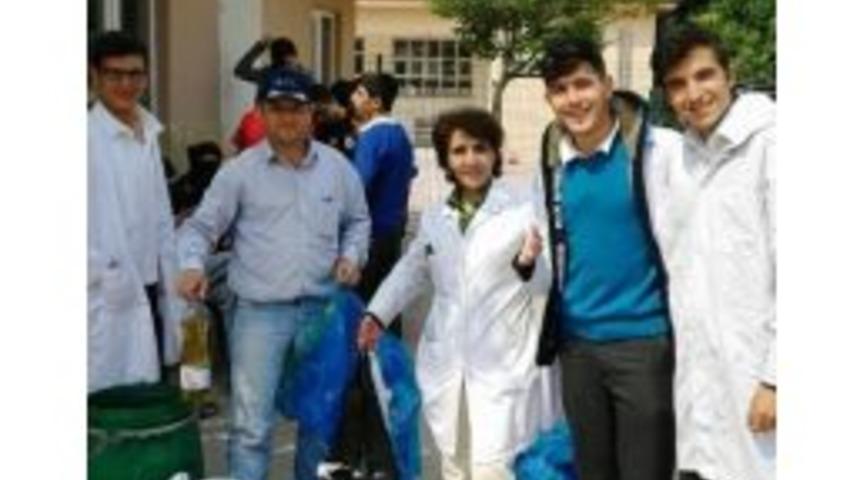 &Ouml;ğrenciler, 450 Litre Atık Yağ Topladı