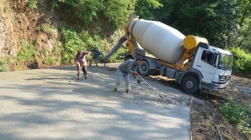 Trabzon&rsquo;un En Y&uuml;ksek B&uuml;t&ccedil;eli Yol Betonlama &Ccedil;alışmalarına Başlandı