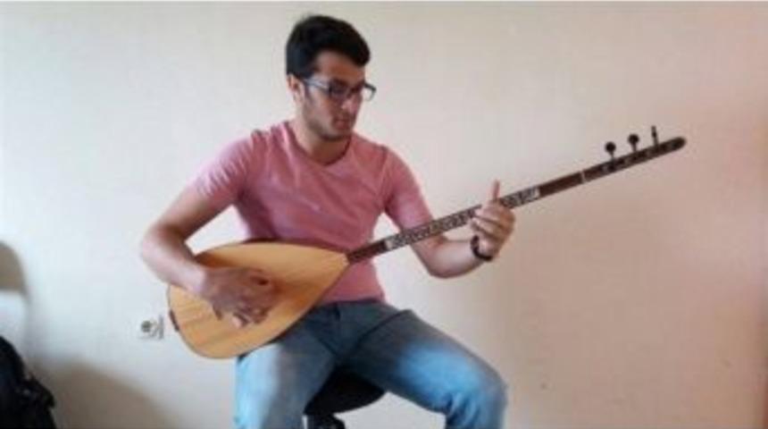 Malatyalı &lsquo;ozan&rsquo; T&uuml;rkiye Birincisi Oldu