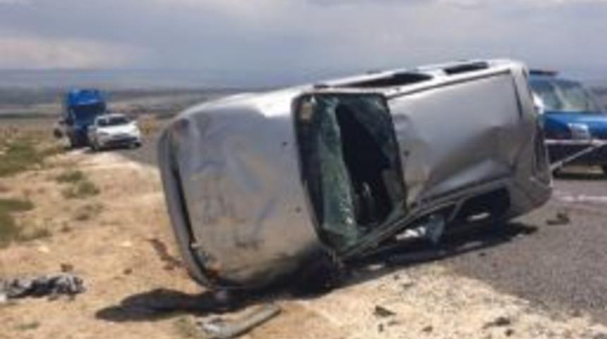 Niğde&rsquo;de Trafik Kazası: 1 &Ouml;l&uuml; 5 Yaralı