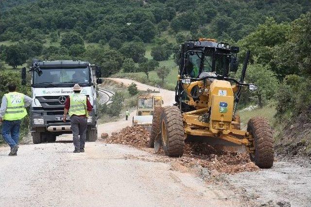 Dursunbey-bigadiç Yolunda Genişletme Çalışması