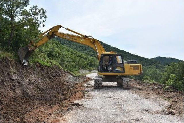 Dursunbey-bigadiç Yolunda Genişletme Çalışması