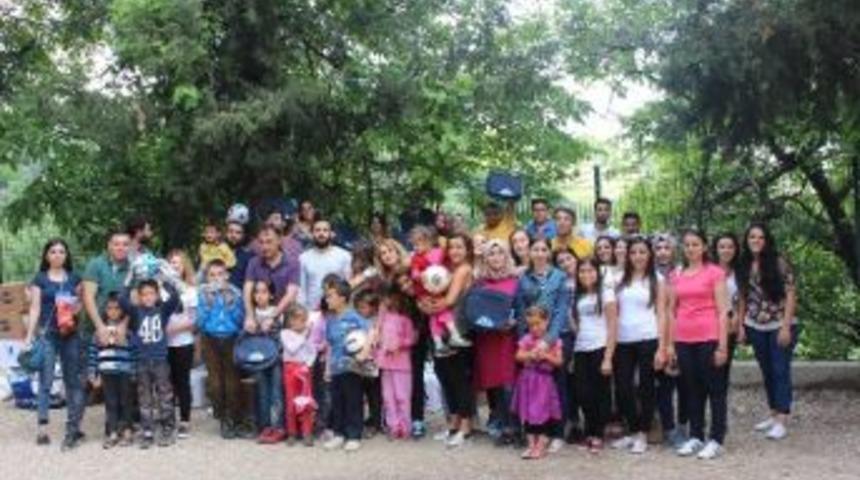 Manavgat Myo &Ouml;ğrencilerinden K&ouml;y Okullarına Yardım