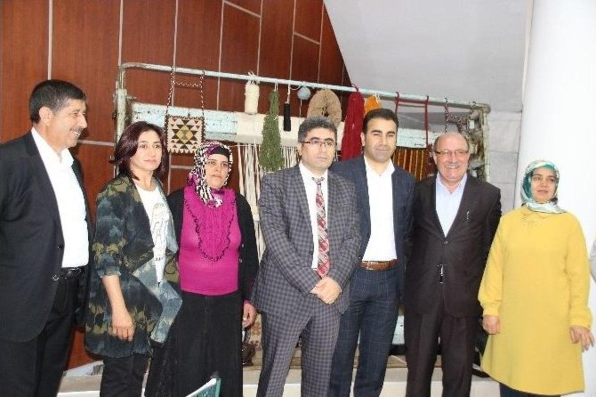 Varto&rsquo;da Yılsonu Sergisi