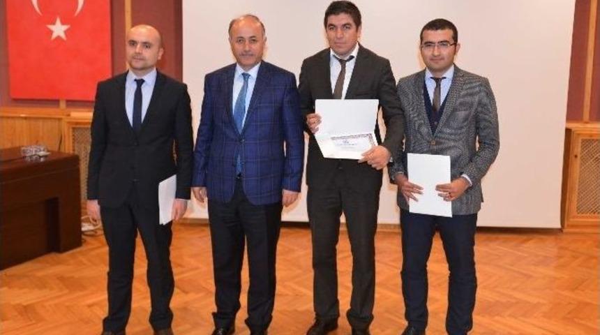 B&uuml;&rsquo;de Performans &Ouml;d&uuml;lleri Verildi