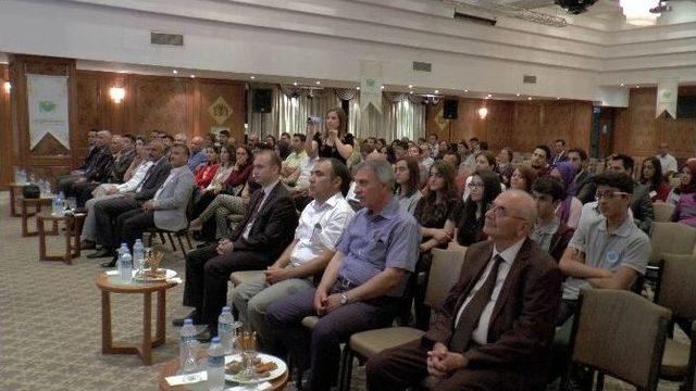 Gen&ccedil; &Ccedil;evreciler &Ouml;d&uuml;llerini Aldı 2