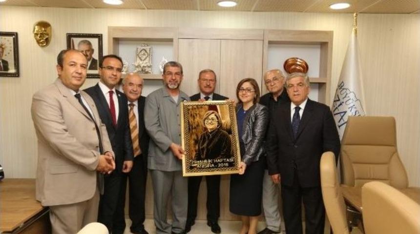 Gesob Başkanı K&uuml;sbeoğlu&rsquo;ndan Şahin&rsquo;e Ziyaret