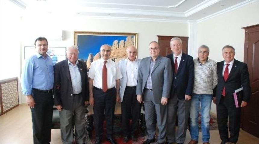 Atletizm Heyeti Vali Demirtaş&rsquo;ı Ziyaret Etti