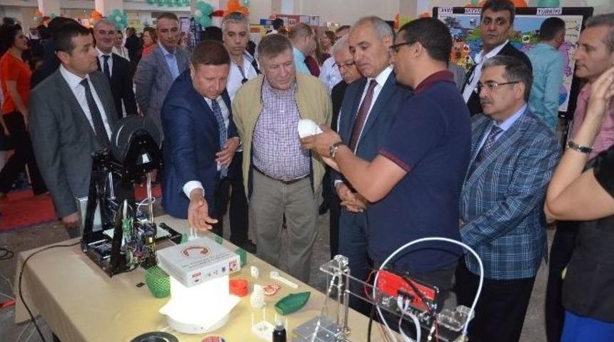 Ortaokulda Bilim Fuarı