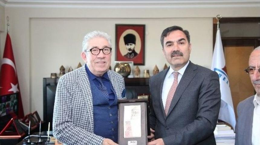 İş Adamı Kanık&rsquo;tan Başkan &Ccedil;oban&rsquo;a Ziyaret