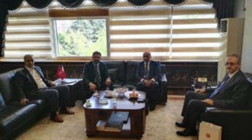 Adıyaman Heyetinden Dsi Genel M&uuml;d&uuml;r&uuml; Diniz&rsquo;e Ziyaret