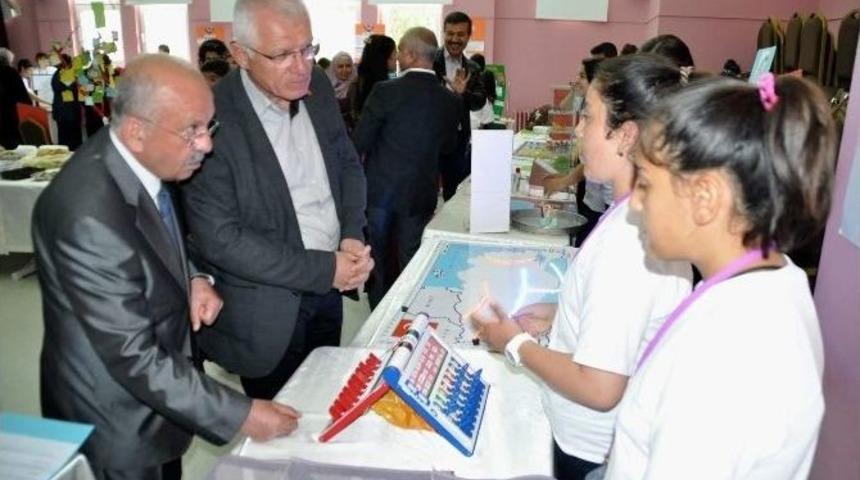 G&ouml;reme&rsquo;de Tubitak 4006 Bilim Fuarı A&ccedil;ıldı