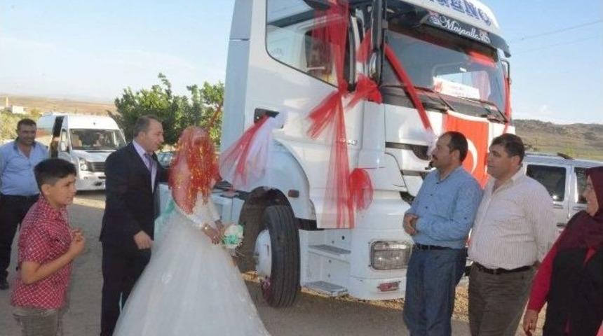 Tır, Gelin Arabası Oldu