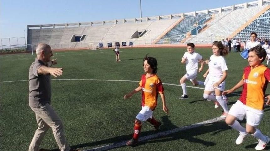 B&uuml;y&uuml;k&ccedil;ekmece&rsquo;de Yaz Spor Okulları Start Verdi