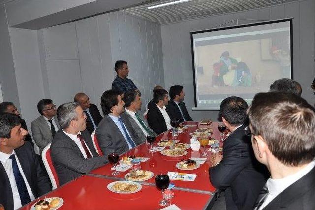 Kars&rsquo;ta Huzurlu Okul, Huzurlu Toplum Projesi Ofisi&rsquo;nin A&ccedil;ılışı Yapıldı 2