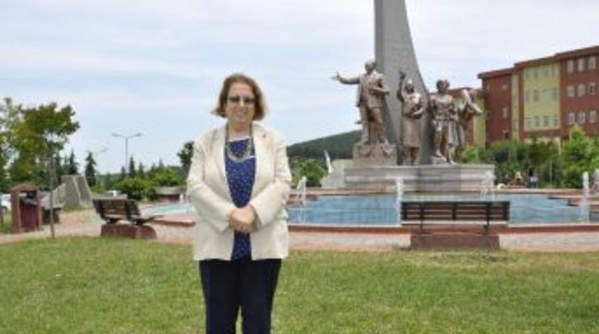 Prof. Dr. &Ccedil;otuks&ouml;ken&rsquo;den, Adaylara 2016 Lys &Ouml;ncesi Tavsiyeler