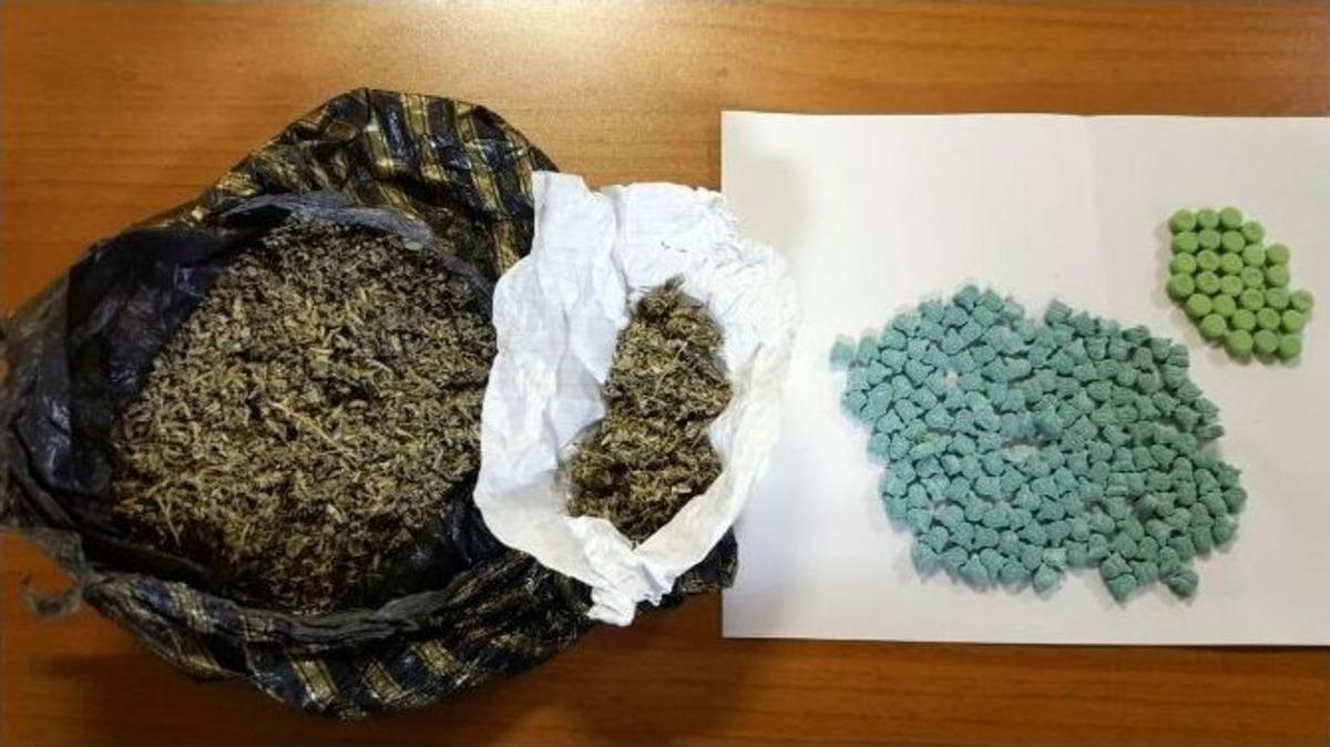 Manisa&rsquo;da Uyuşturucu Satıcısı 17 Kişi Tutuklandı