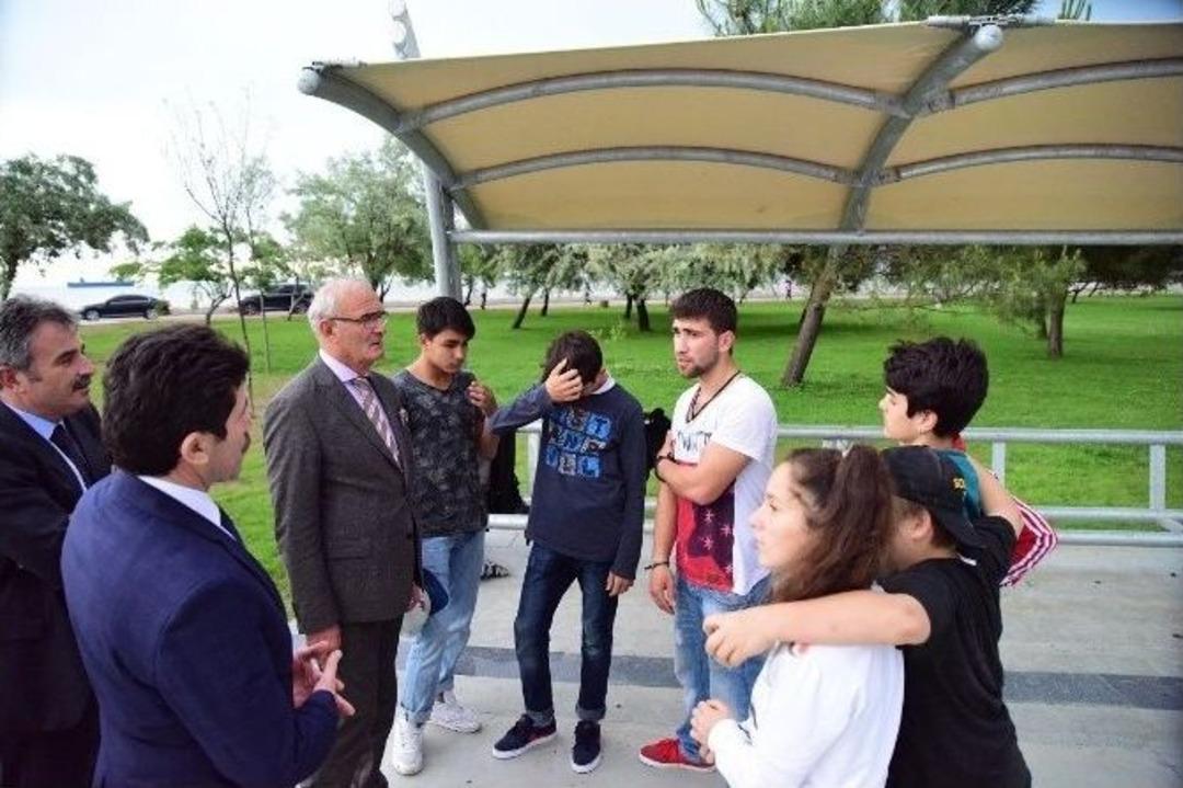 Gen&ccedil;ler İstedi, Başkan Yaptı