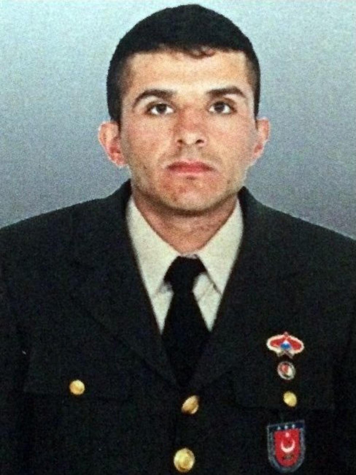 Şehit Uzman &Ccedil;avuş Memleketine Uğurlandı