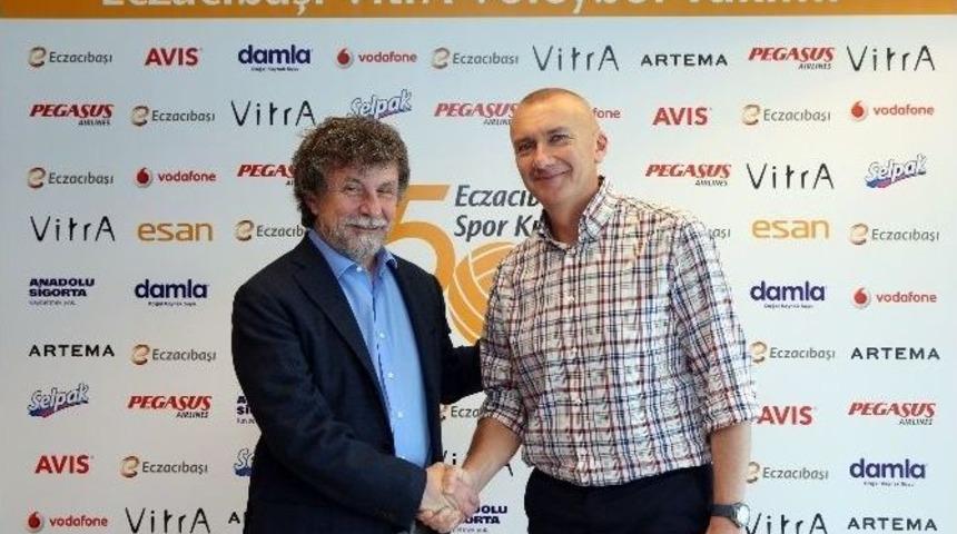 Eczacıbaşı Vitra&rsquo;nın Yeni Antren&ouml;r&uuml; Barbolini İstanbul&rsquo;da