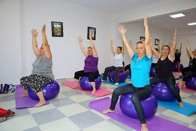 Buca&rsquo;nın Kadınlarına Yepyeni Kurslar 1