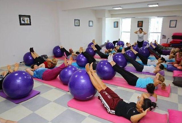 Buca&rsquo;nın Kadınlarına Yepyeni Kurslar 2