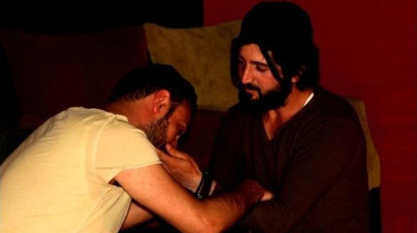 Hakkari&rsquo;de &lsquo;cembeli U Binevş&rsquo; Oyunu Sahnelenecek