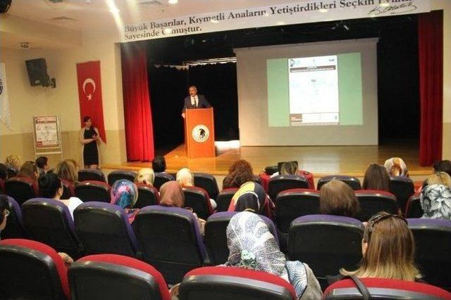 Kartal&rsquo;da Kadın Girişimcilerin Sertifika Heyecanı 1