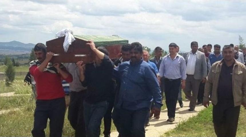 13 Yaşında Kansere Yenik D&uuml;şt&uuml;