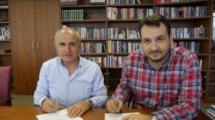 Demir İnşaat B&uuml;y&uuml;k&ccedil;ekmece, &Ouml;zhan &Ccedil;ıvgın&rsquo;la &rsquo;devam&rsquo; Dedi