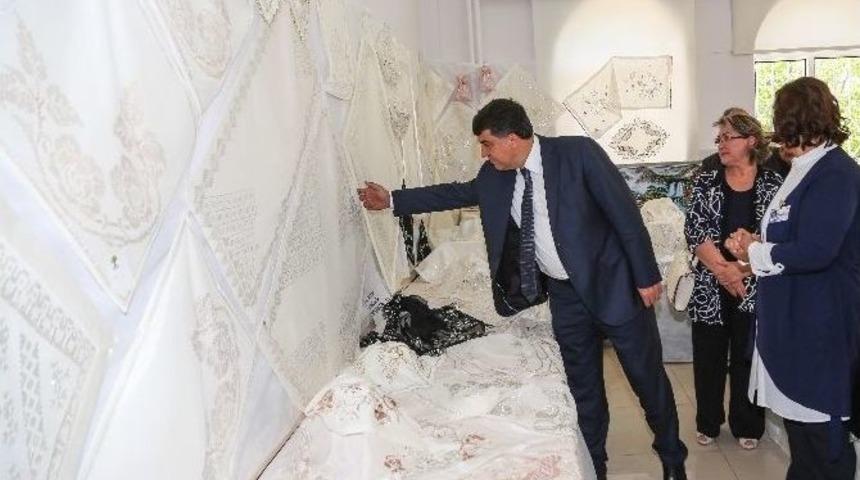 Şehitkamilli Hanımlar El Sanatlarını Sergiye Taşıdı
