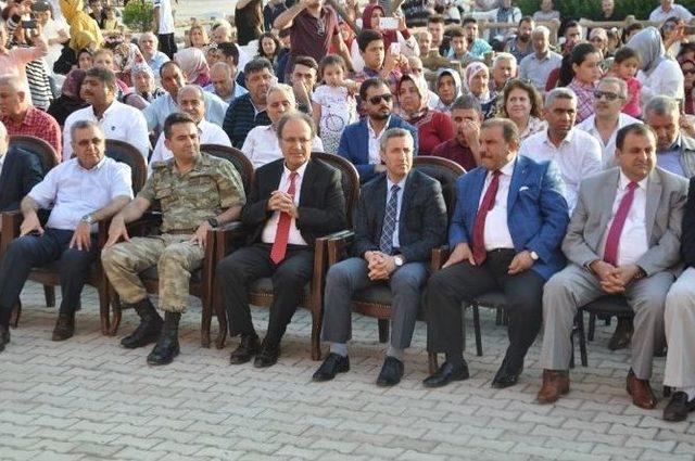 Reyhanlı&rsquo;da Meslek Y&uuml;ksek Okul &Ouml;ğrencileri Kep Attı 3