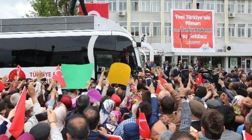 Cumhurbaşkanı Erdoğan&rsquo;a Kırşehir&rsquo;de Sevgi Seli