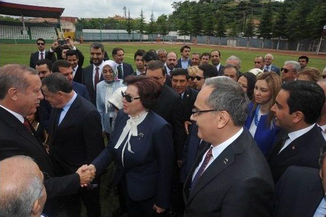 Cumhurbaşkanı Erdoğan’a Kırşehir’de Sevgi Seli