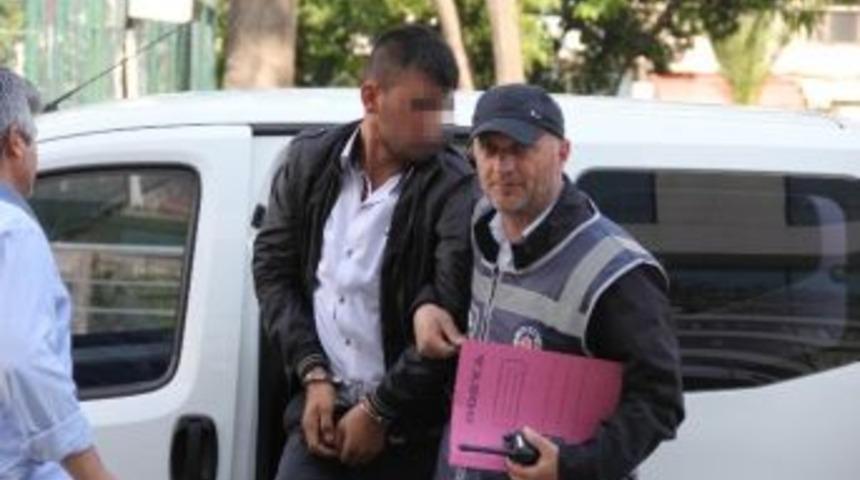 Evinde Fuhuş Yaptırmaktan Tutuklandı